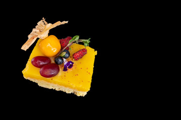Lemon custard shortbread with fresh mixed fruits