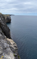 Acantilado de la playa de Gulpiyuri Asturias