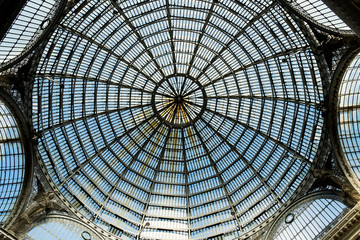 Das Dach der Galleria Umberto uno in Neapel