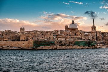 Obraz na płótnie Canvas Valletta sunset mood