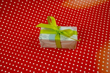 Fototapeta premium gift box with red bow