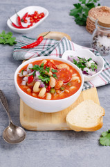 Thick vegetable soup with pasta