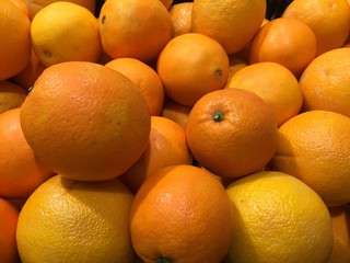 oranges at the market