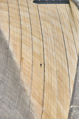 Extreme sports at Reservoir and Dam of 