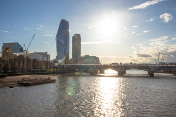 Obraz premium Panoramic cityscape view of London.