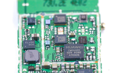 3413_Closer_look_of_the_micro_chip-4-5-6.jpg