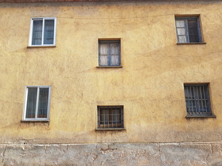 Fototapeta na wymiar Vintage facade of old building in Spain