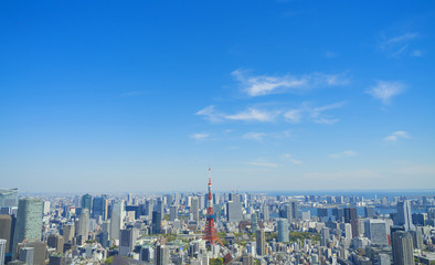 東京風景　2019年春 青空と新緑 大空コピースペース