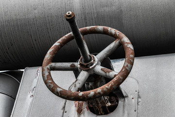 Rostiger Sperrschieber