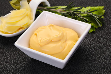 Cheese sauce in the bowl