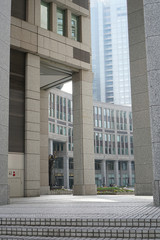 新宿都庁の玄関