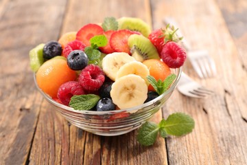 bowl of fruit salad