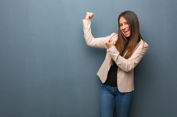 Young business woman who does not surrender