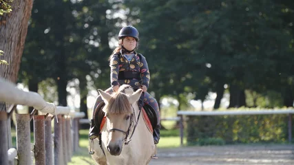 Foto op Canvas Girl riding on horse © Video_StockOrg