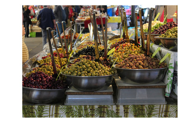 Olives on a market in Antibes (France)