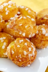 chouquettes