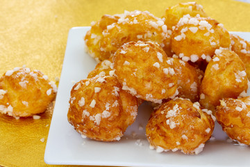 chouquettes