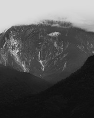 The Wall-Mount Kinabalu