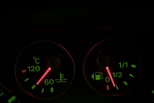 Car's coolant and fuel gauge
