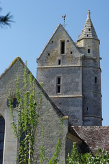 Tour d'une église normande