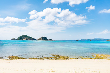 Aharen Strand auf der Insel Tokashiki,  Kerama Inselgruppe, Okinawa, Japan