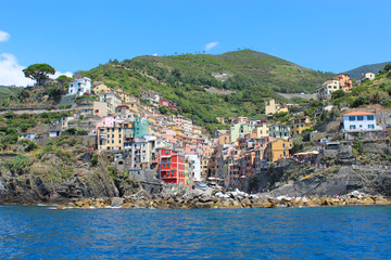 Fototapeta na wymiar Riomaggiore in Cinque Terre (Italy)