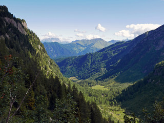 vista spettacolare delle Dolomiti in estate