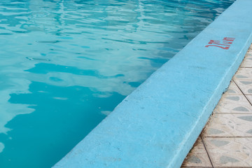 Inviting blue pool with 2.70m depth marking