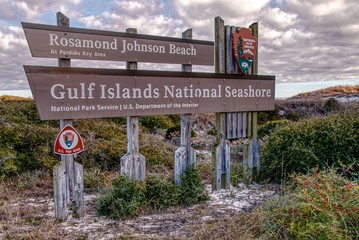 The Gulf Islands National Seashore is located in Florida and Mississippi