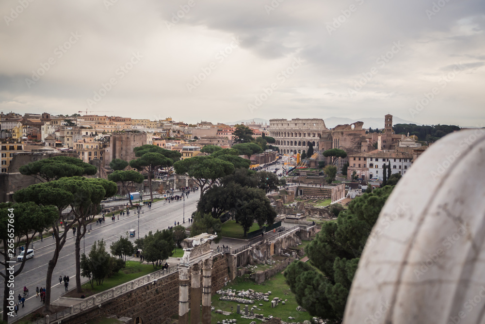 Wall mural the old town from the vittorio emanuele ii monument in rome