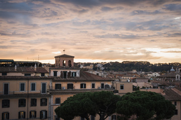 Fototapeta na wymiar The city from the Vittorio Emanuele II monument in Rome