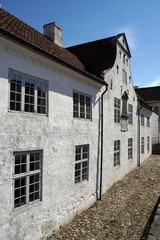 Fototapeta na wymiar historisches Herzog-Johann-Hospital
