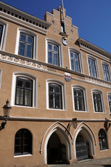 Fototapeta na wymiar Rathaus in der historischen Altstadt