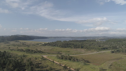 Fototapeta premium Paisagem com rio