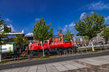 Rote Rangierlokomotive