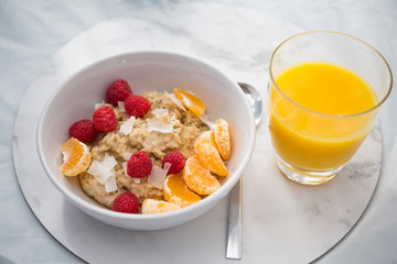  Mandarin, chia seeds, raspberry and porridge