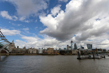 Fototapeta na wymiar Thames riverbank in London