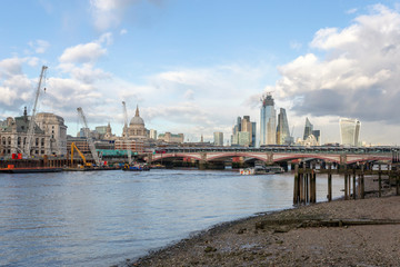 Obraz premium River Thames and the City of London