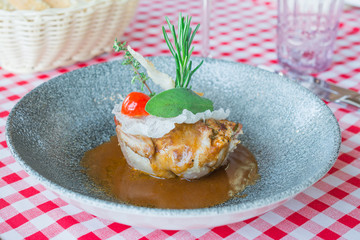 Stuffed quail in a plate