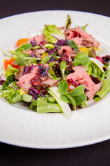 Roast beef salad with fresh herb dressing