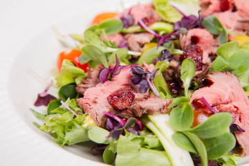 Roast beef salad with fresh herb dressing