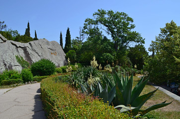 the Vorontsov Palace with the Park and sculptures