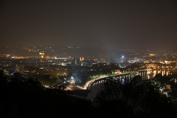 Fototapeta premium Koblenz bei Nacht von Festung aus