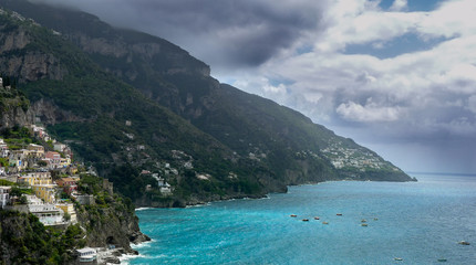 Fototapeta na wymiar Panorama di Positano, Costiera Amalfitana, Italia