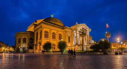 Rolgordijnen Teatro Massimo in Palermo  Sizilien © majonit