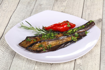 Grilled eggplant with bell pepper