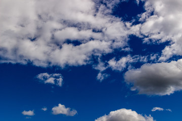 Obraz premium Clouds against blue sky as background