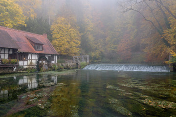 Fototapeta premium Mühle am Blautopf