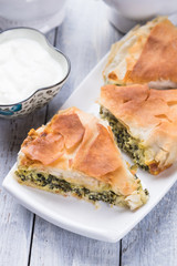 Phyllo pastry spinach pie