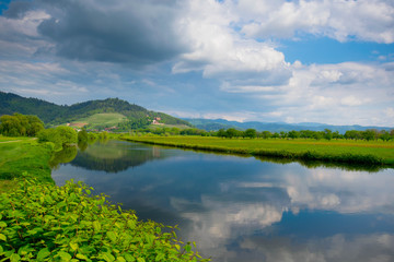 Die Kinzig nahe Ortenberg im Schwarzwald